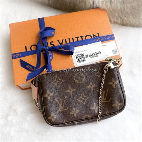 pochette louis vuitton personalizzata|louis vuitton pochette for sale.